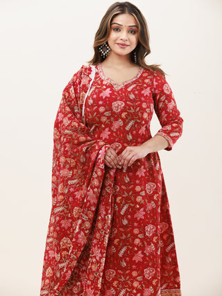 Gazal Roopa Set Of A Line Kurta Pants Dupatta