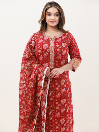 Gazal Veena Set Of Kurta Pants Dupatta