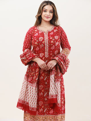 Gazal Veena Set Of Kurta Pants Dupatta
