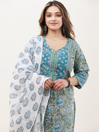 Gazal Sejal Set Of Kurta Pants Dupatta