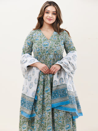 Gazal Anaya Set Of Anarkali Pants Dupatta