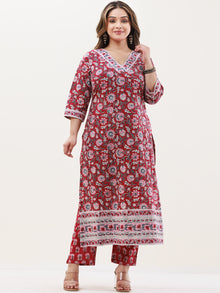 Gazal Reet Set Of Kurta Pants Dupatta