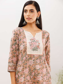 Rozana Naina Set Of Kurta Salwar Pants Dupatta