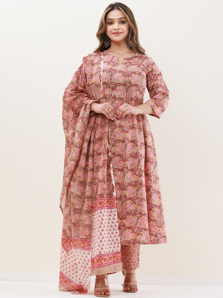 Gazal Rasiya Set Of A Line Kurta Pants Dupatta