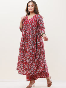 Gazal Meet Anarkali Kurta