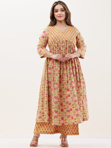 Gazal Meena Anarkali Kurta