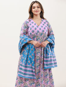 Gazal Anaysa Set Of Anarkali Pants Dupatta