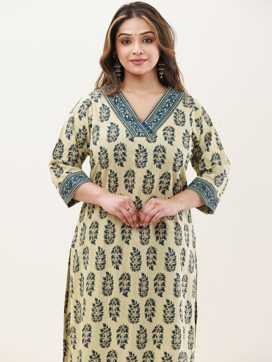 Gazal Madhuri Straight Kurta