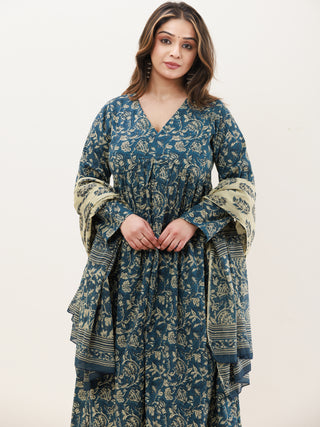 Gazal Tabu Set Of Anarkali Pants Dupatta