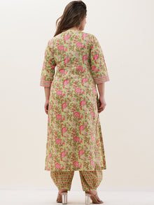 Gazal Parineeta Straight Kurta