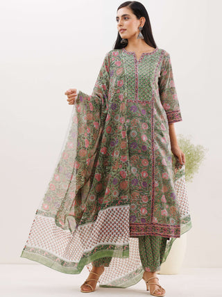 Rozana Aisha Set Of Kurta Salwar Pants Dupatta