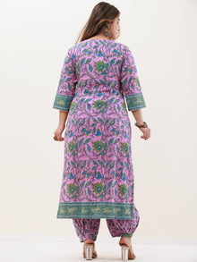 Gazal Maina Straight Kurta