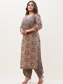 Gazal Reshama Set Of Kurta Pants Dupatta