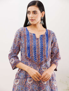 Rozana Nandini Set Of Kurta Pants Dupatta