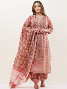 Gazal Suhani Set Of Kurta Pants Dupatta