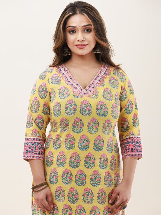 Gazal Divya Straight Kurta