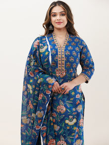 Gazal Sonam Set Of Kurta Pants Dupatta