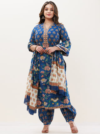 Gazal Sonam Set Of Kurta Pants Dupatta