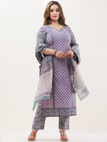 Gazal Roza Set Of Kurta Pants Dupatta