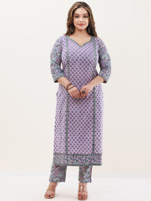 Gazal Roza Set Of Kurta Pants Dupatta