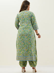 Gazal Amyra Straight Kurta