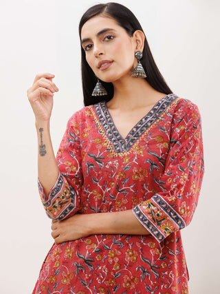 Rozana Tania Kurta