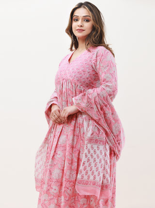 Gazal Prerna Set Of Anarkali Pants Dupatta