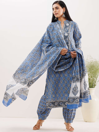 Rozana Parwana Set Of Kurta Pants Dupatta