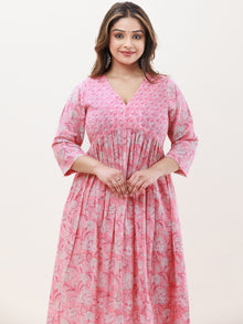 Gazal Prerna Set Of Anarkali Pants Dupatta