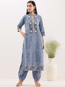 Rozana Parwana Set Of Kurta Pants Dupatta