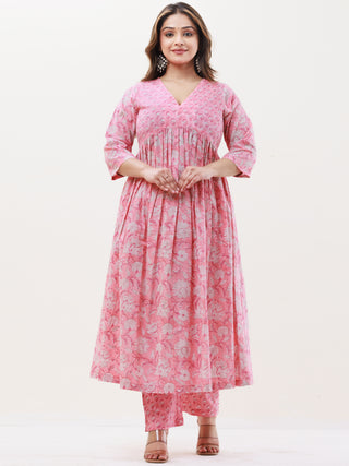 Gazal Prerna Set Of Anarkali Pants Dupatta