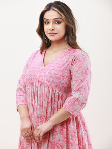 Gazal Prerna Set Of Anarkali Pants Dupatta