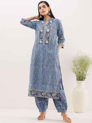 Rozana Parwana Set Of Kurta Pants Dupatta
