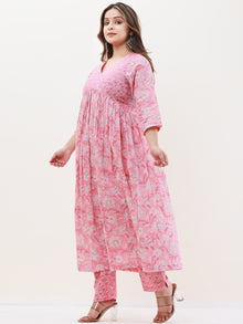 Gazal Prerna Set Of Anarkali Pants Dupatta