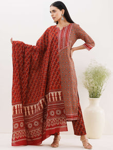 Ajrakh Meenal Set Of Kurta Pants Dupatta