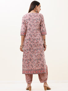 Umang Tabasum Set Of Kurta Pants Dupatta