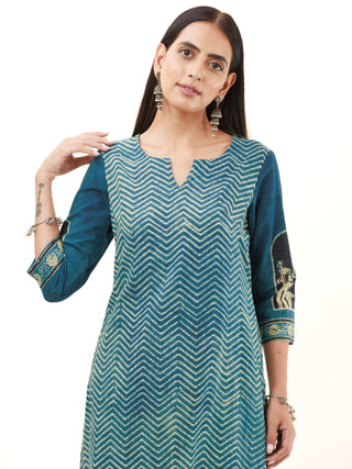 Ajrakh Roza Set Of Kurta Pants Dupatta