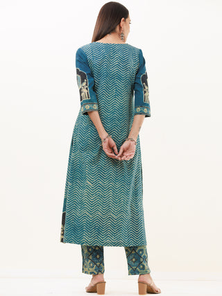 Ajrakh Roza Set Of Kurta Pants Dupatta