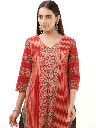 Hand Block Printed Cotton Fabric Per Meter - F001F2894