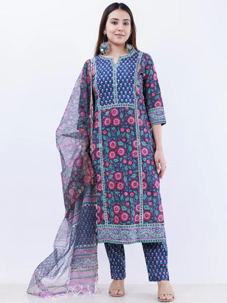 Roz Sohni Set Of Kurta Pants Kota Doria Dupatta
