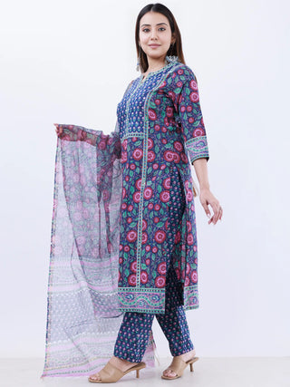 Roz Sohni Set Of Kurta Pants Kota Doria Dupatta