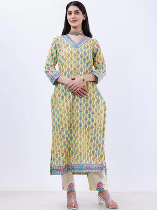 Roz Amisha Set Of Kurta Pants Kota Doria Dupatta