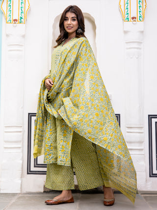 Jashn Beena Set Of Kurta Palazzo Dupatta