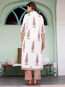 Jashn Nayan Kurta