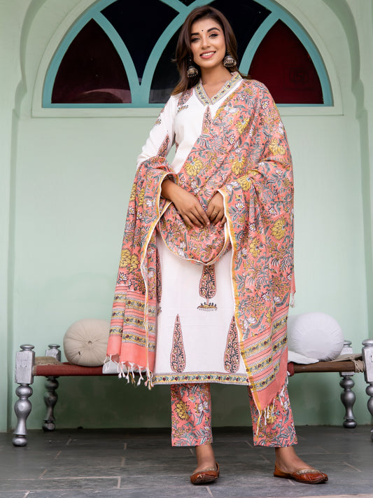 Jashn Nayan Set Of Kurta Pants Dupatta