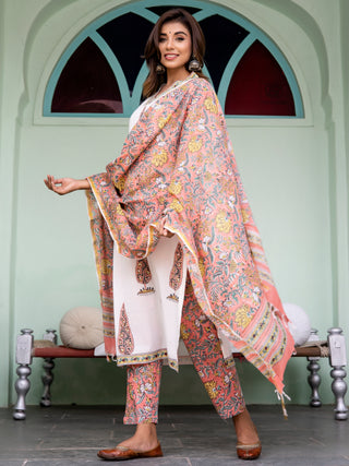 Jashn Nayan Set Of Kurta Pants Dupatta