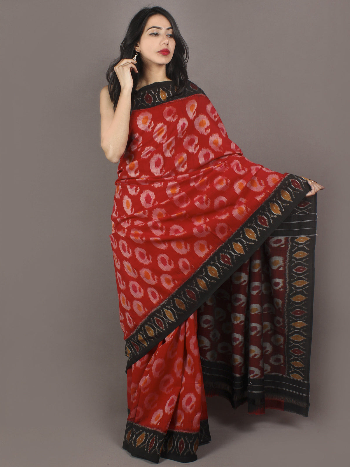 Red Black Multi Color Ikat Handwoven Pochampally Cotton Saree - S031701069