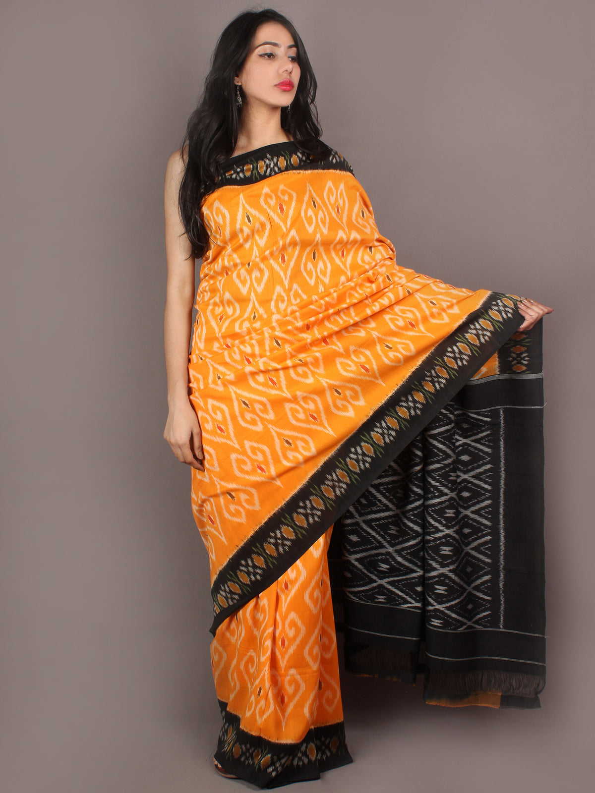 Yellow Black Ivory Ikat Handwoven Pochampally Cotton Saree - S031701076