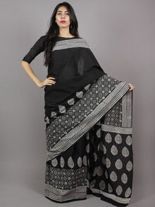 Black White Hand Block Printed Cotton Mul Saree - S031701353