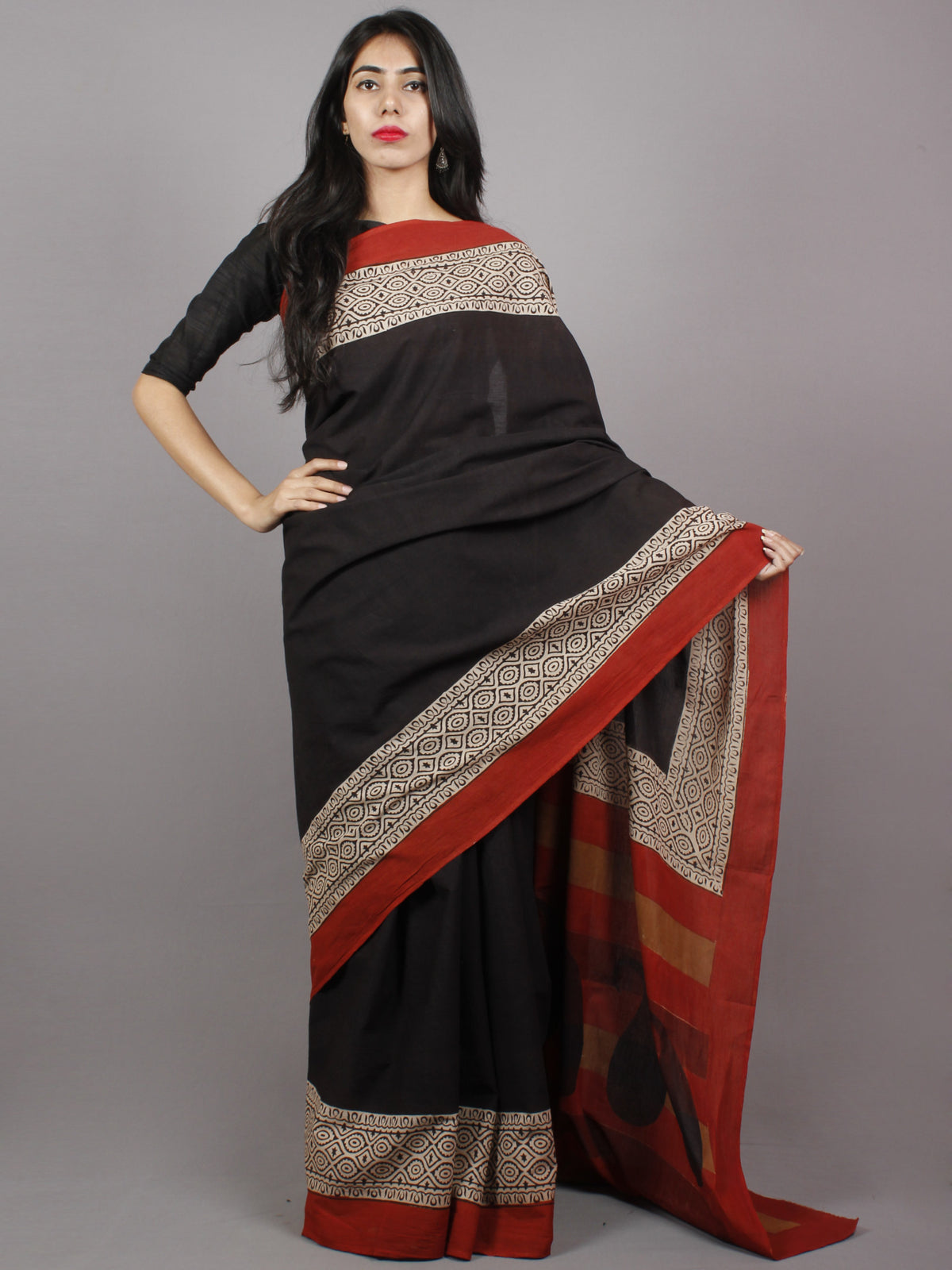 Black Maroon Beige Hand Block Painted & Printed Cotton Mul Saree - S031701357